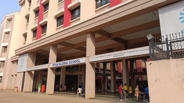 Ryan-Kharghar-13