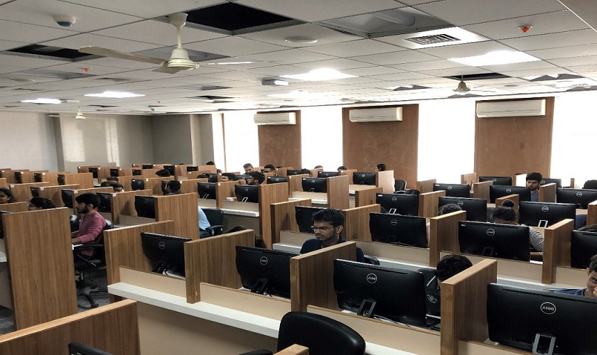 computer-lab-nmims-navi-mumbai-campus-1-